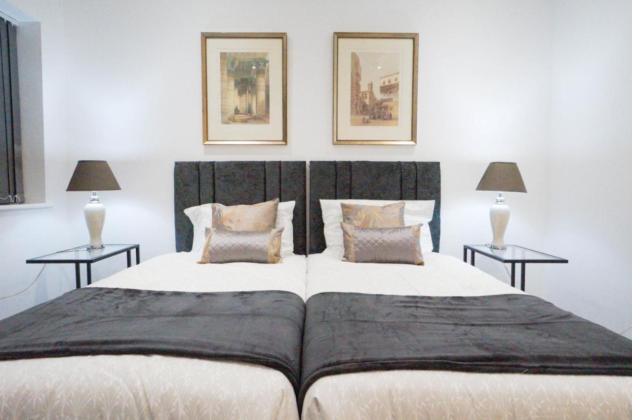 Premium Apartments Thatcham Broadway מראה חיצוני תמונה