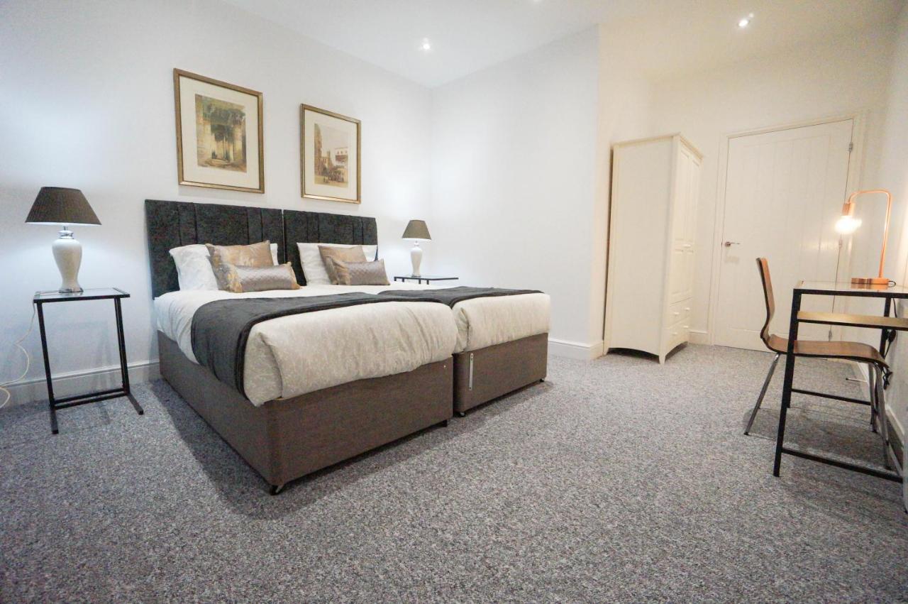 Premium Apartments Thatcham Broadway מראה חיצוני תמונה