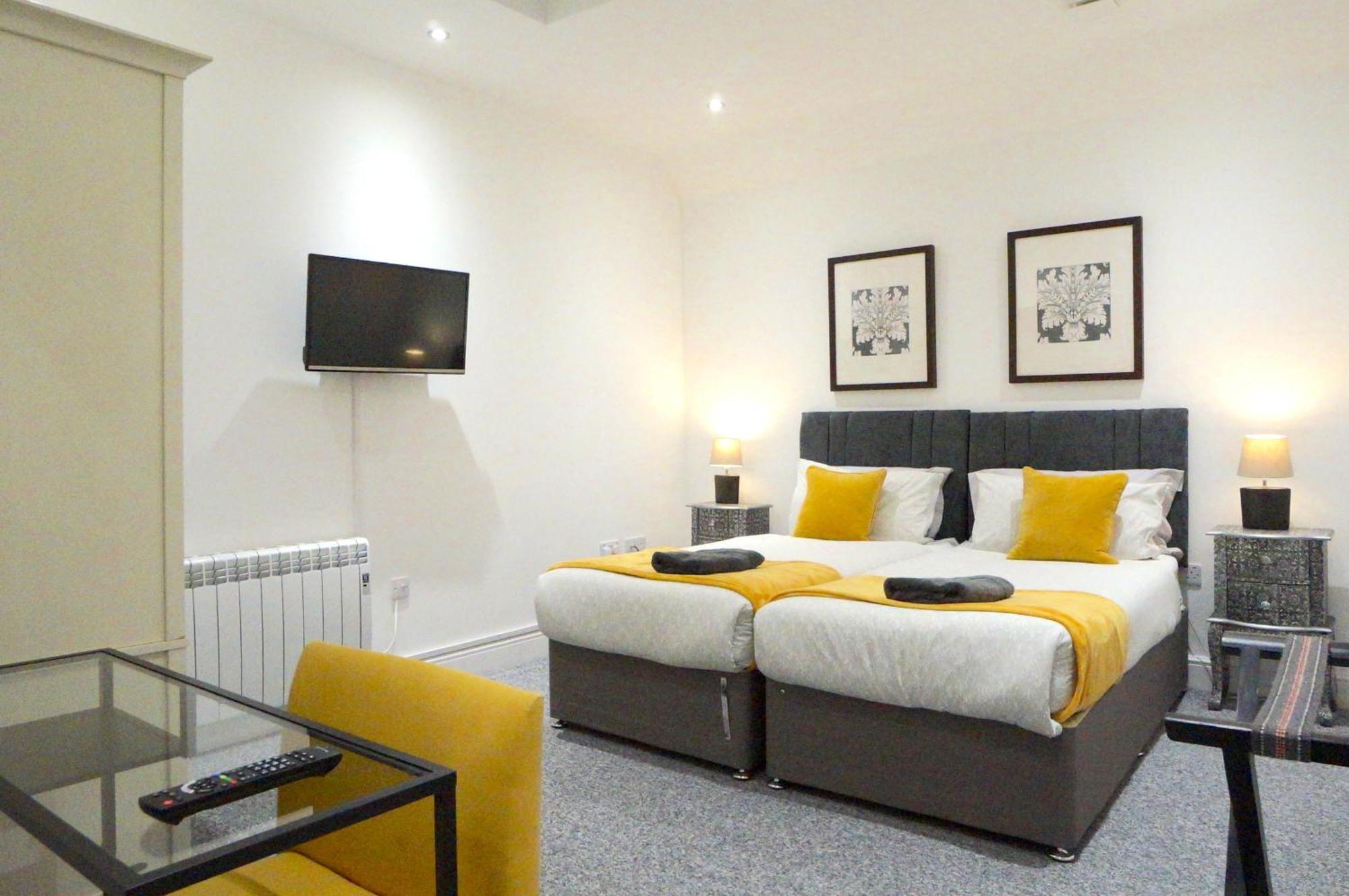 Premium Apartments Thatcham Broadway חדר תמונה